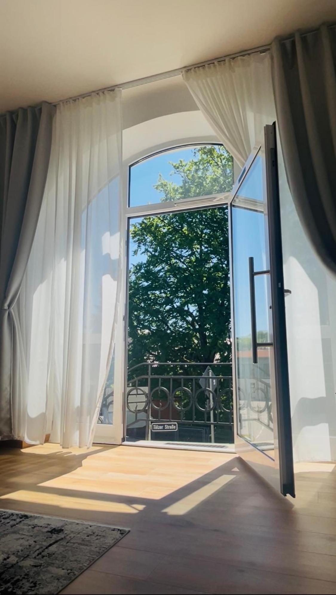 Liebelei Miesbach - Boutique-Apartment Mit Terrasse Im Zentrum エクステリア 写真